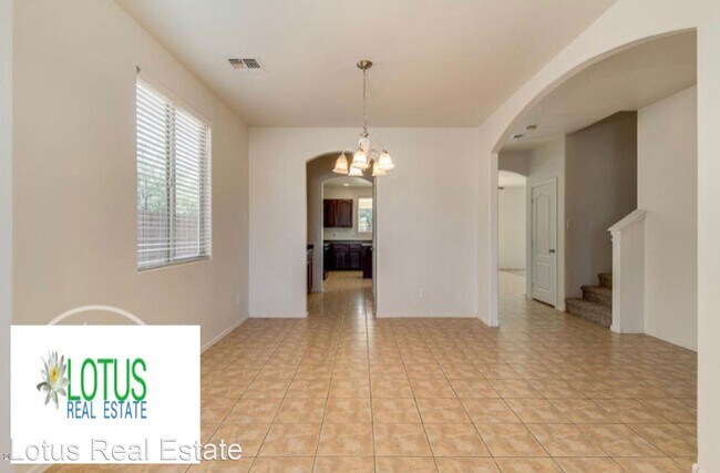 Building Photo - 6 br, 4 bath House - 1361 E Sugey Ct.