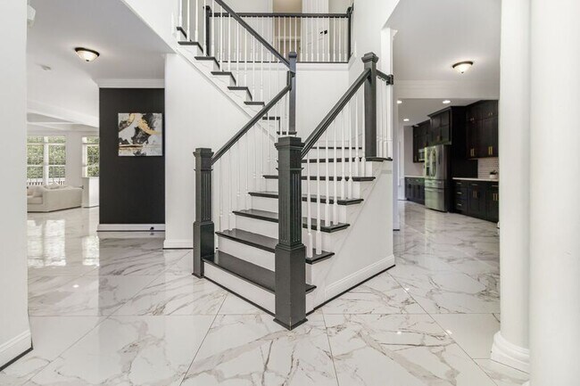 Foto del edificio - 1012 W Kensington Cir