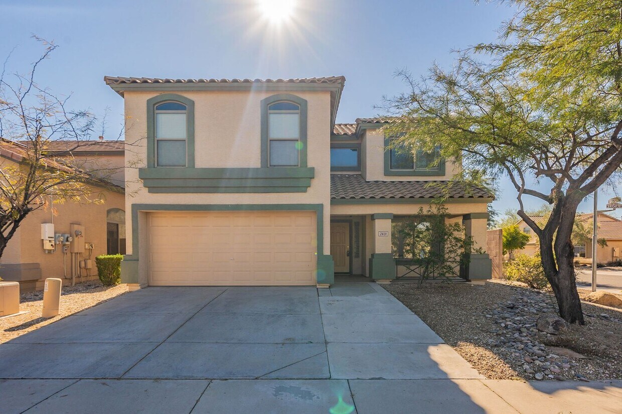 2431 W Lucia Dr, Phoenix, AZ 85085 House Rental in Phoenix, AZ