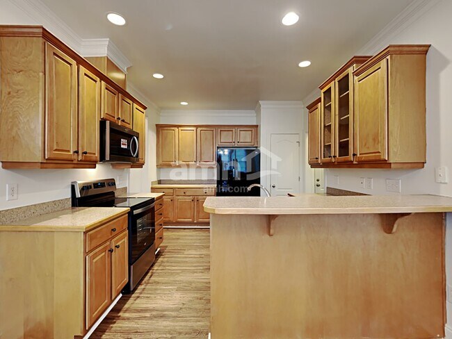 Foto del edificio - 830 Red Hawk Ct