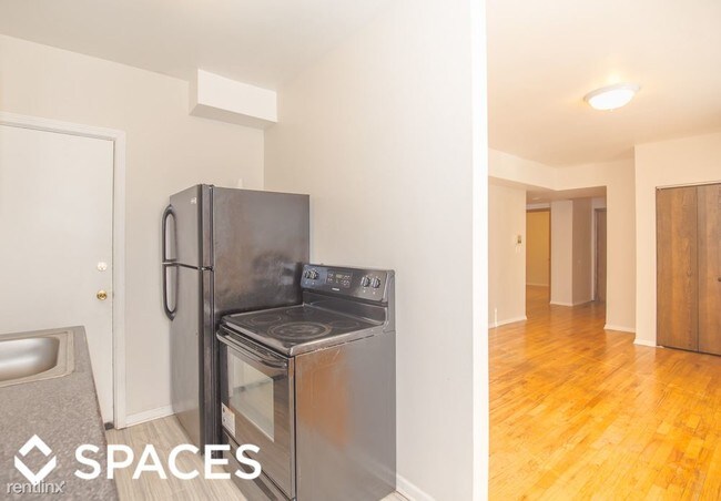 Foto del edificio - 4501 N Malden