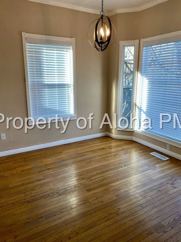 Building Photo - 1708 N 8th St