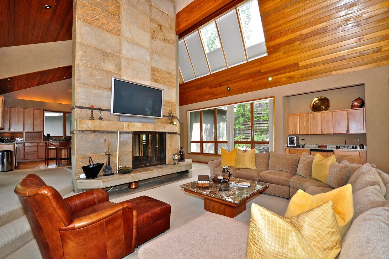 Foto principal - 491 Edgewood Ln