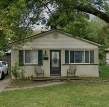 Building Photo - 27067 Lawnwood St