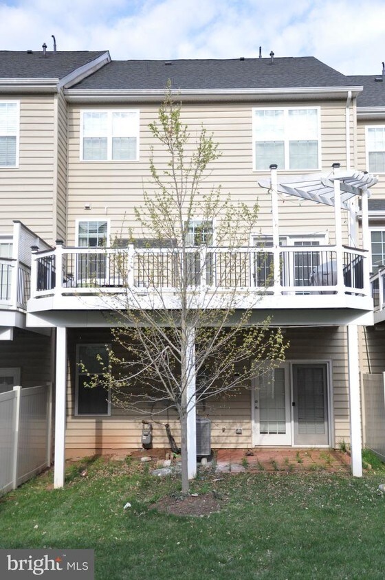 Primary Photo - 23258 Hanworth St