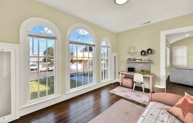 Foto del edificio - Beautifully Updated 3 Bed 2 Bath House in ...