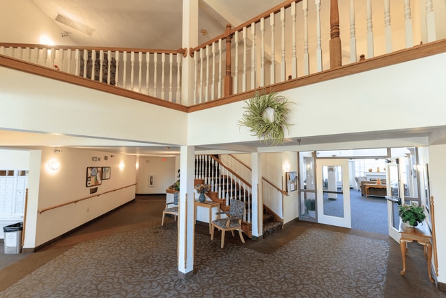 Building Photo - Silver Lake Pointe 55+