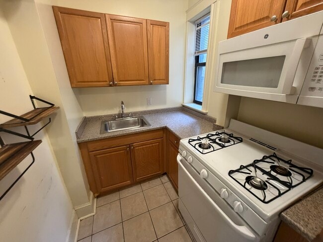 Photo - 11 Peterborough St. Unit 12 Apartment