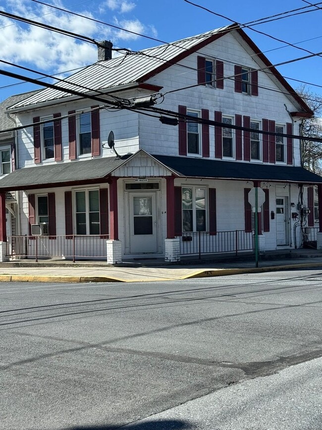 Building Photo - 301 N Catherine St