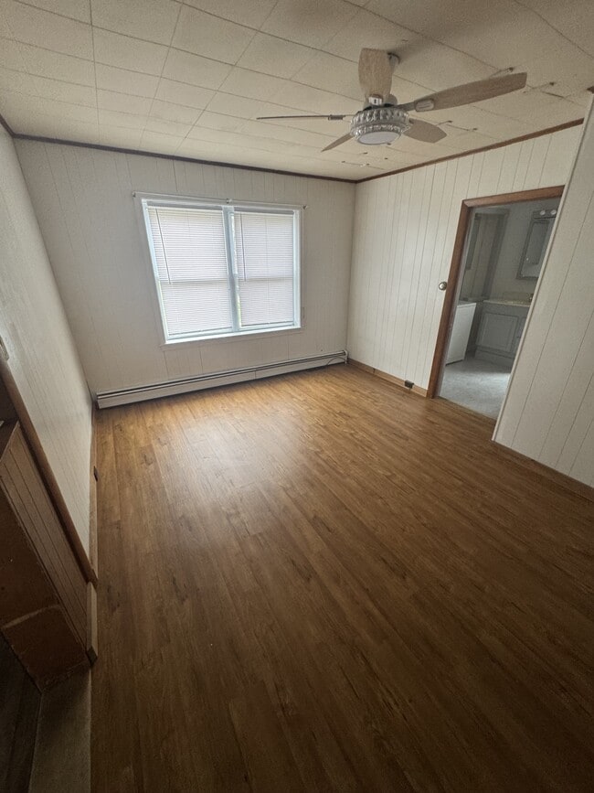 Building Photo - 29 Cedar St