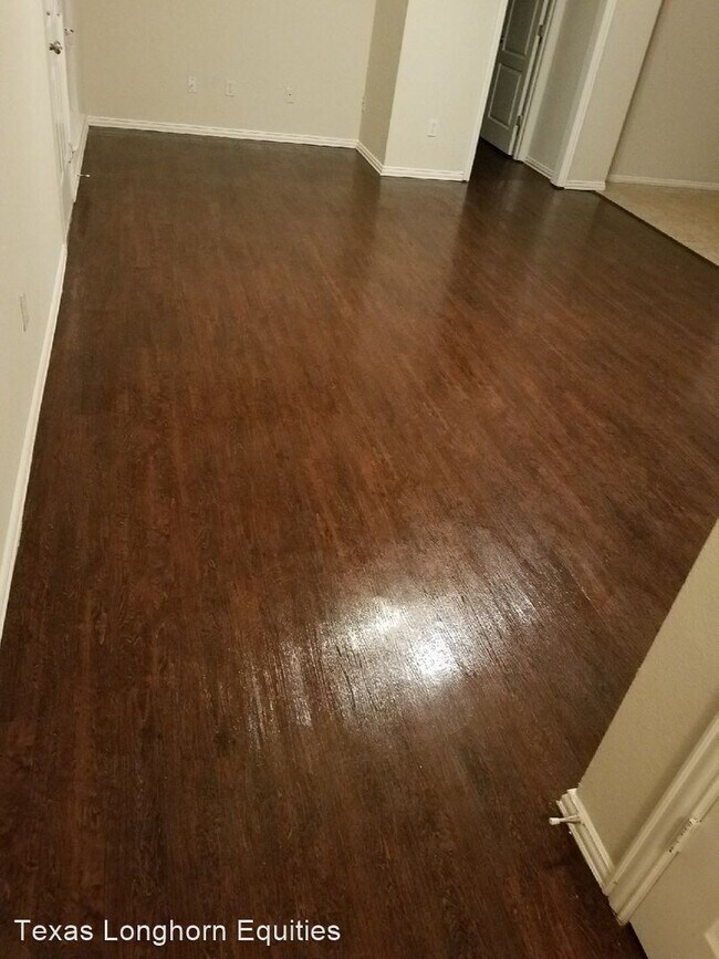 Building Photo - 3 br, 2 bath House - 3020 James