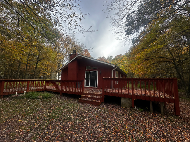 Building Photo - 6 Allamuchy Ln