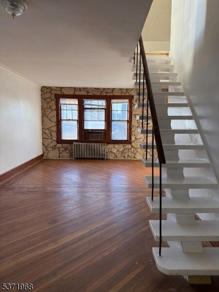 Building Photo - 204 Columbia Ave