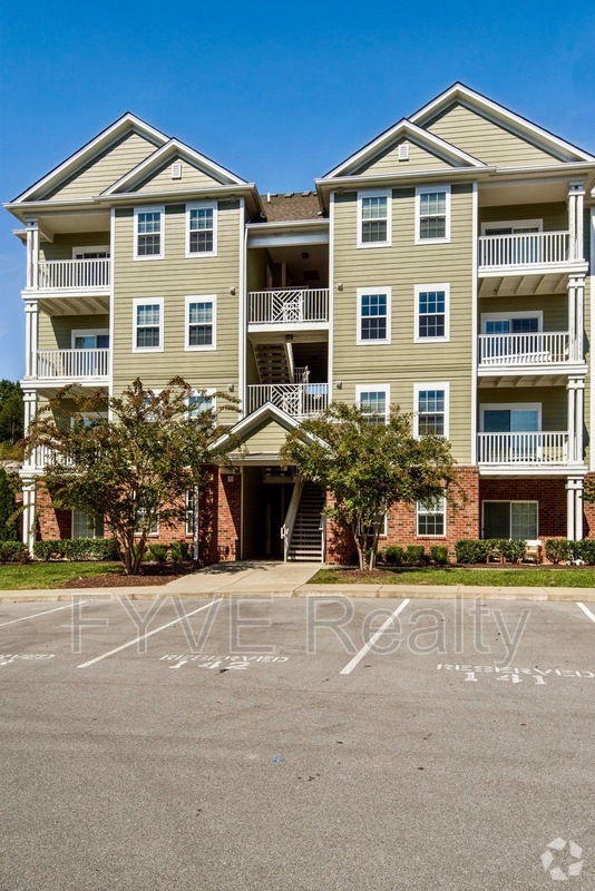 Building Photo - 8150 Lenox Creekside Dr