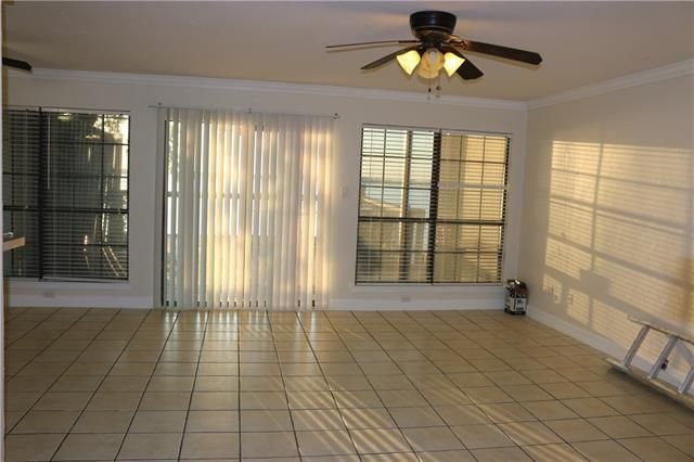 Foto del edificio - 3802 Mediterranean St