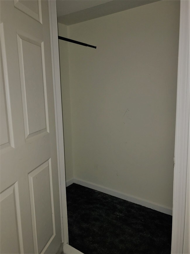 Building Photo - 1503 Joanne Ln