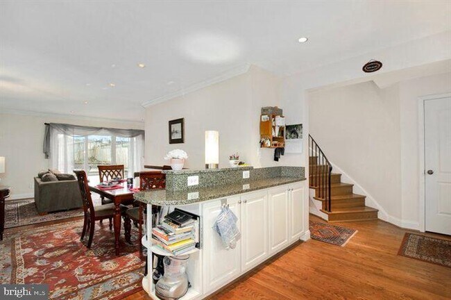 Foto del edificio - 2333 Sibley St