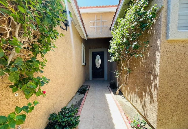 Foto del edificio - 83107 Greenbrier Dr