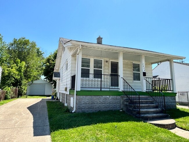 Building Photo - 7028 Studebaker Ave