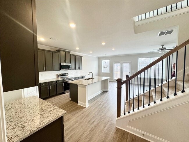 Foto del edificio - 7252 Millbrae Walk