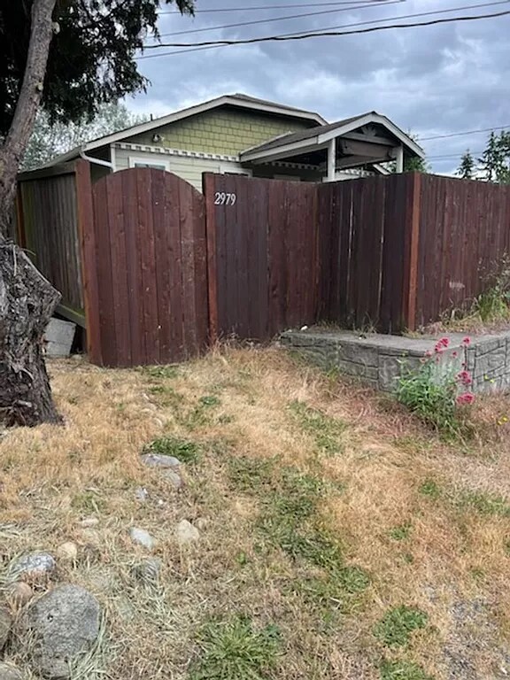 Building Photo - 2979 38th Ave NE