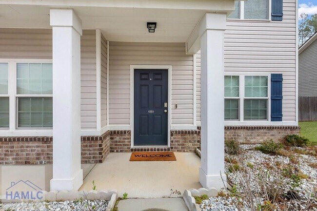 Building Photo - 12 Trask Cir