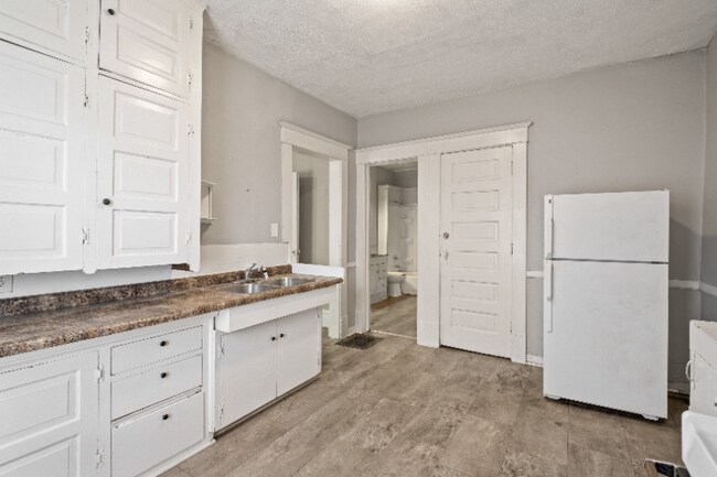 Foto del edificio - 1247 Plainfield Ave NE