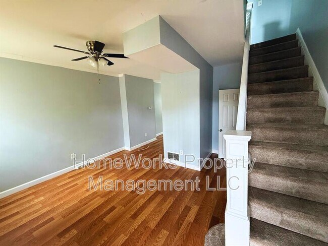 Foto del edificio - 2520 W Franklin St