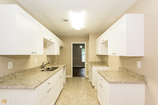 Foto del edificio - 5915 Seam St