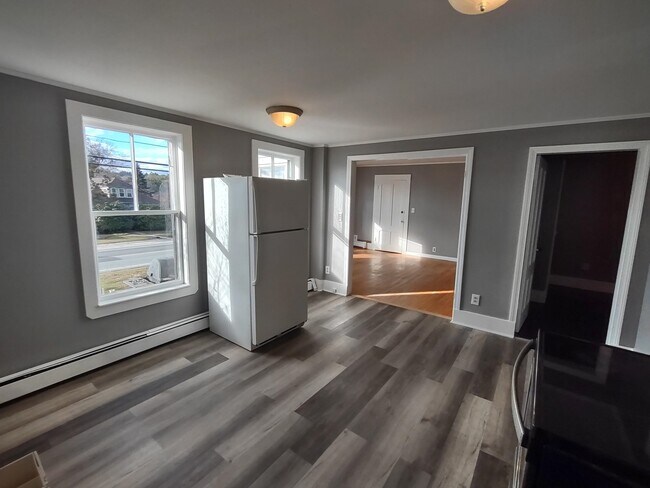 Foto del edificio - 184 S Main St