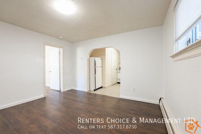 Photo du bâtiment - Conveniently Located and Pet Friendly Base...