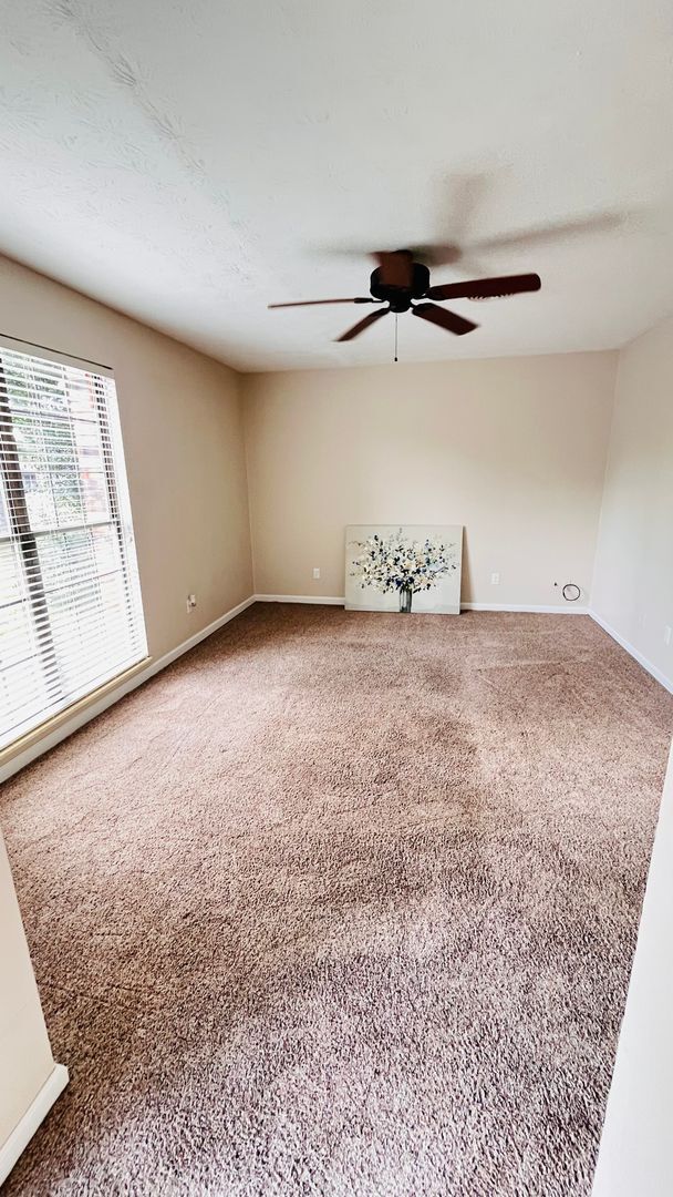 Foto del edificio - Welcome to Woodbine Two