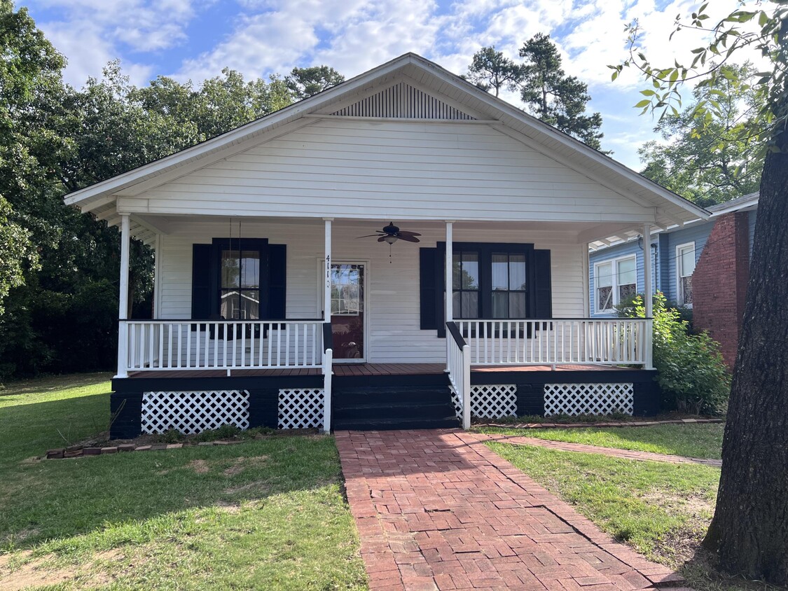 Foto principal - 411 W Forest Ave