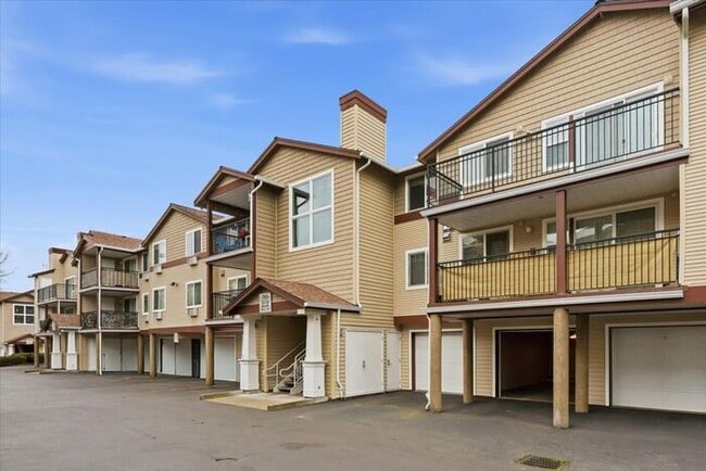 Foto del edificio - $1,895 • Modern 2BR Condo in Tanasbourne – Garage Included!