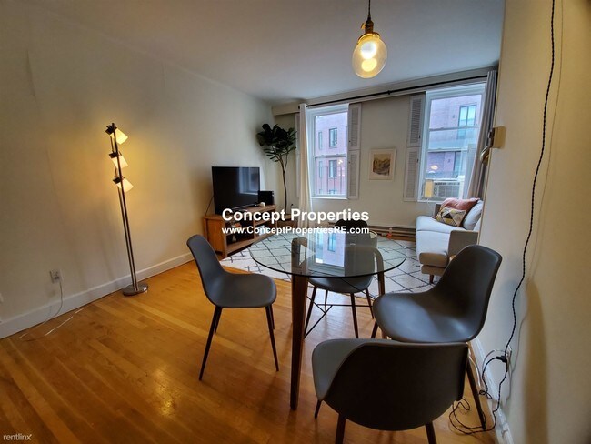 Building Photo - 1 br, 1 bath  - 526 Beacon St # 17