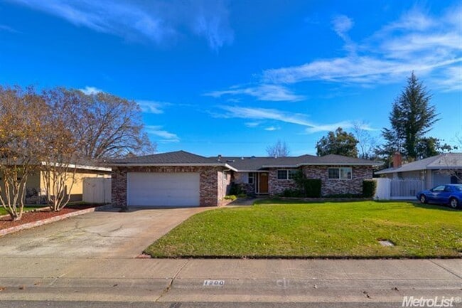 Front of  House street - 1200 McClaren Dr