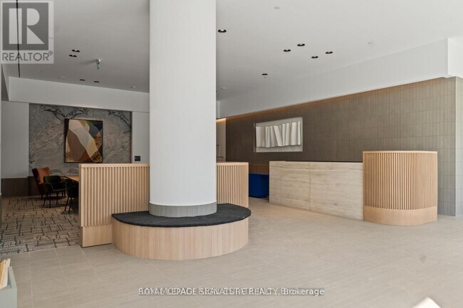 Building Photo - 395 Square One Dr