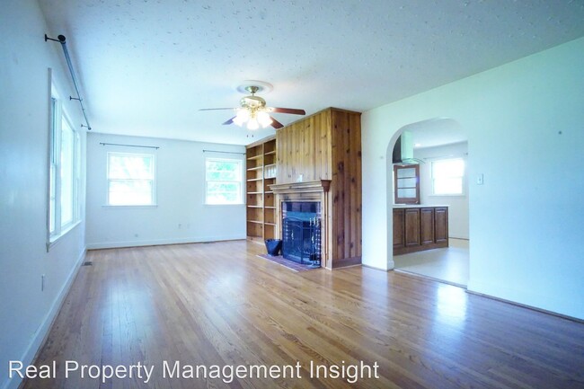 Building Photo - 3 br, 1 bath House - 1101 Old Mill Road