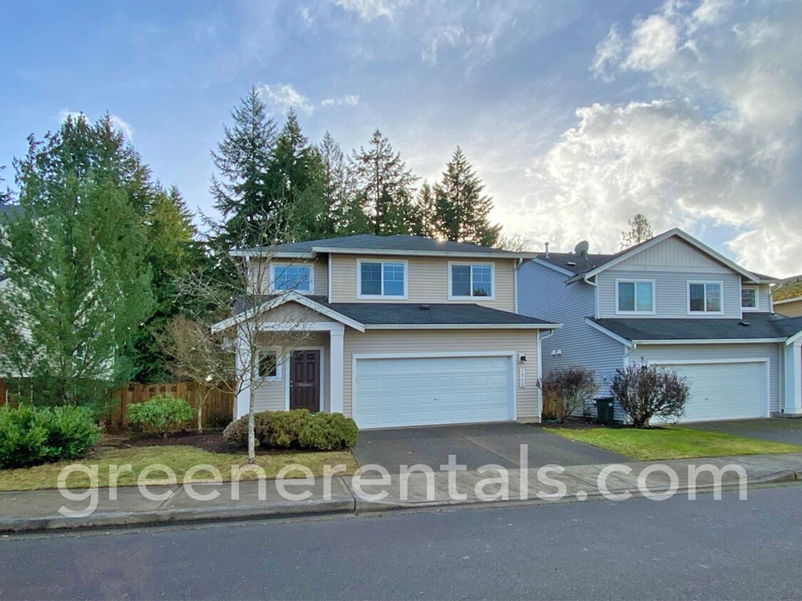 Foto principal - 3BR 2.5BA Home Located in Tumwater Hill Co...