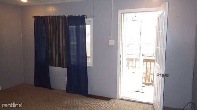 Building Photo - 2 br, 1 bath House - 2544 Beaver Avenue