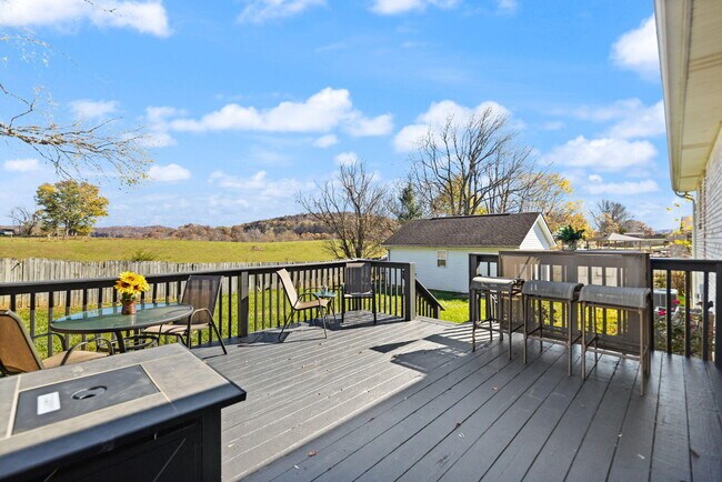 Foto del edificio - 76 Waterford Way