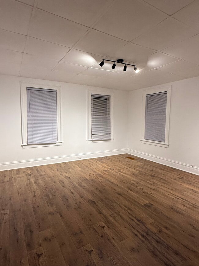 Foto del edificio - 75 Henry St