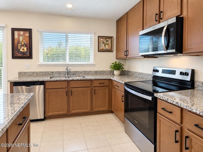 Foto del edificio - 973 Panther Lk Pkwy