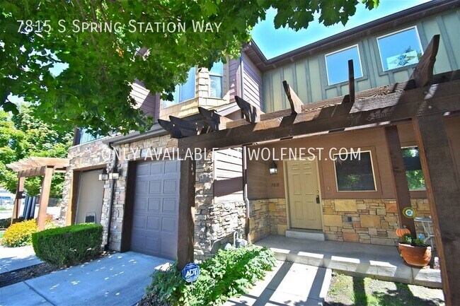 Building Photo - Stunning Midvale Townhome! No Deposit Option!