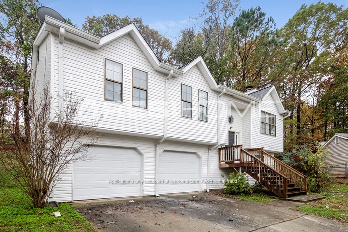 Building Photo - 2053 E Scarbrough Trl