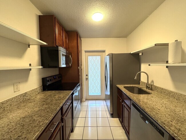 Foto del edificio - 2821 Kilgore St