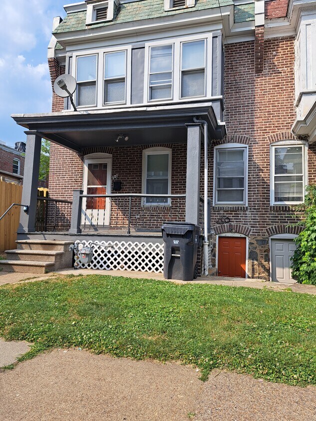 Primary Photo - 101 E 23rd St