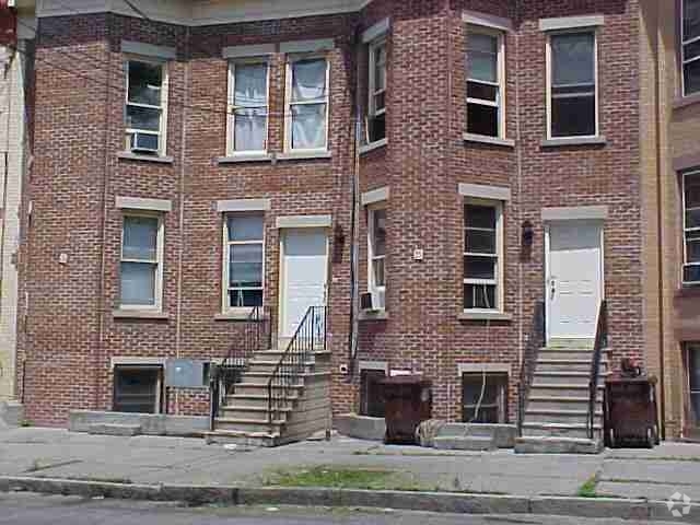 Building Photo - 25 Elberon Pl