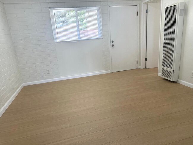 Foto del edificio - 854 W Milling St