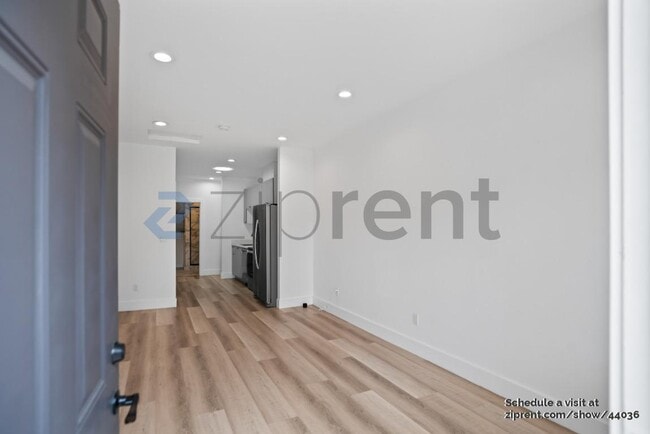 Building Photo - 1026 43rd St
